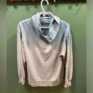 Women's Zip Up Hoodie (GAP)
- Size XS